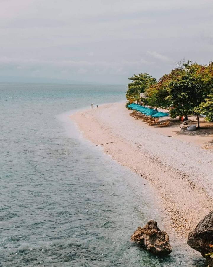 Bluewater Sumilon Island Resort Extérieur photo
