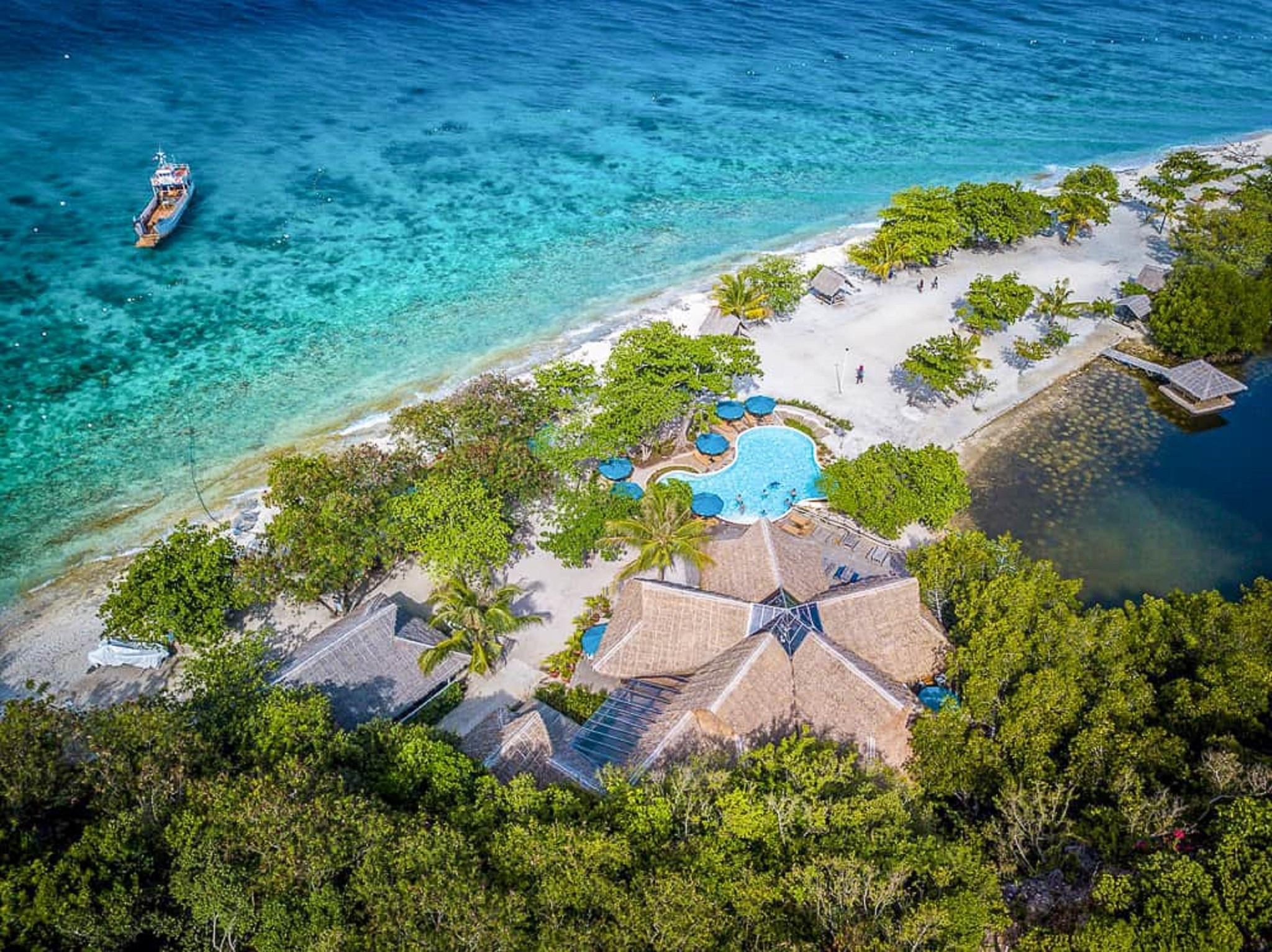 Bluewater Sumilon Island Resort Extérieur photo