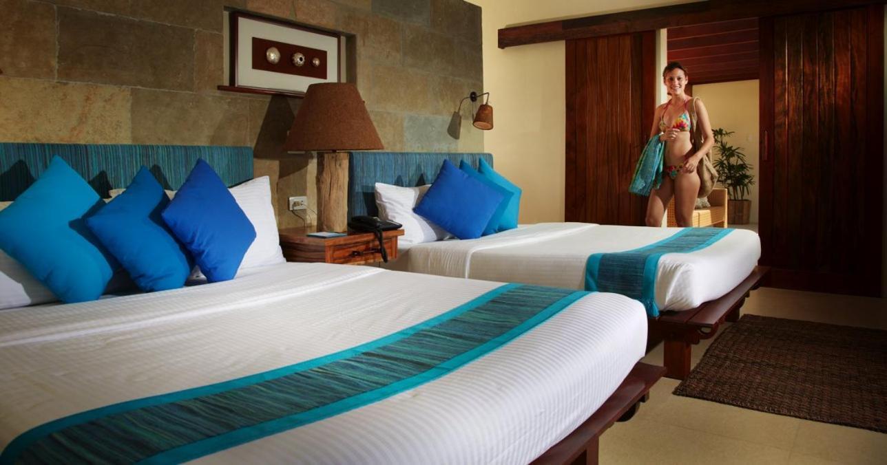 Bluewater Sumilon Island Resort Extérieur photo